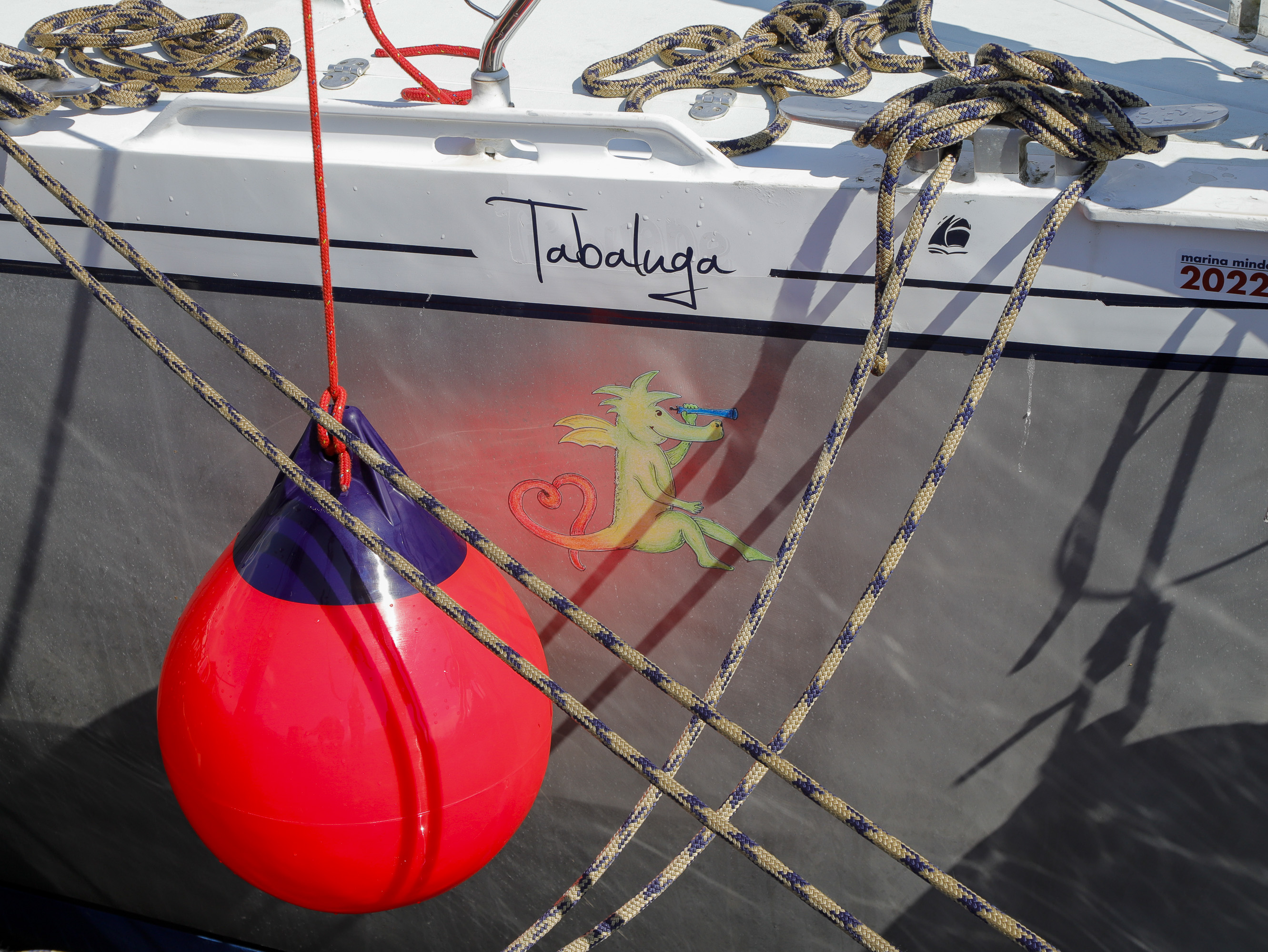 Tabaluga im Boxenstopp